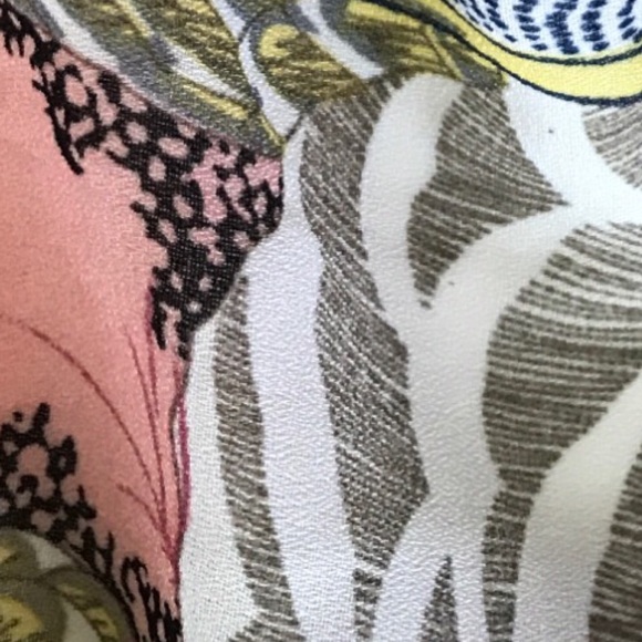 shirt-tail dress - Picture 5 of 5